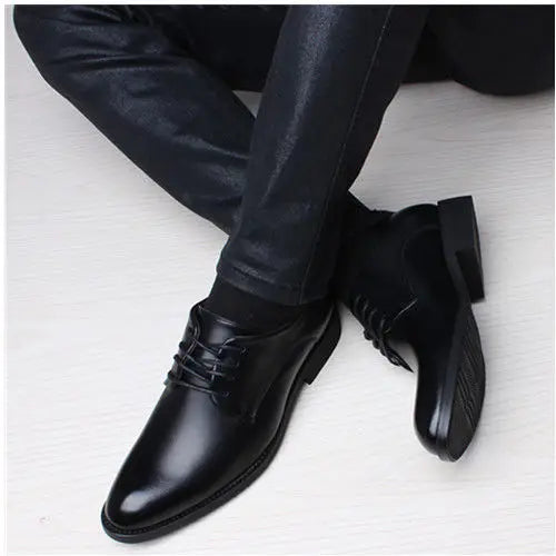 Nuevos Zapatos de Traje Negro para Hombre Fiesta Zapatos de Vestir para Hombre Cuero Italiano Zapatos Hombre Zapatos Formales Hombre Oficina Sapatos Sociales Masculino