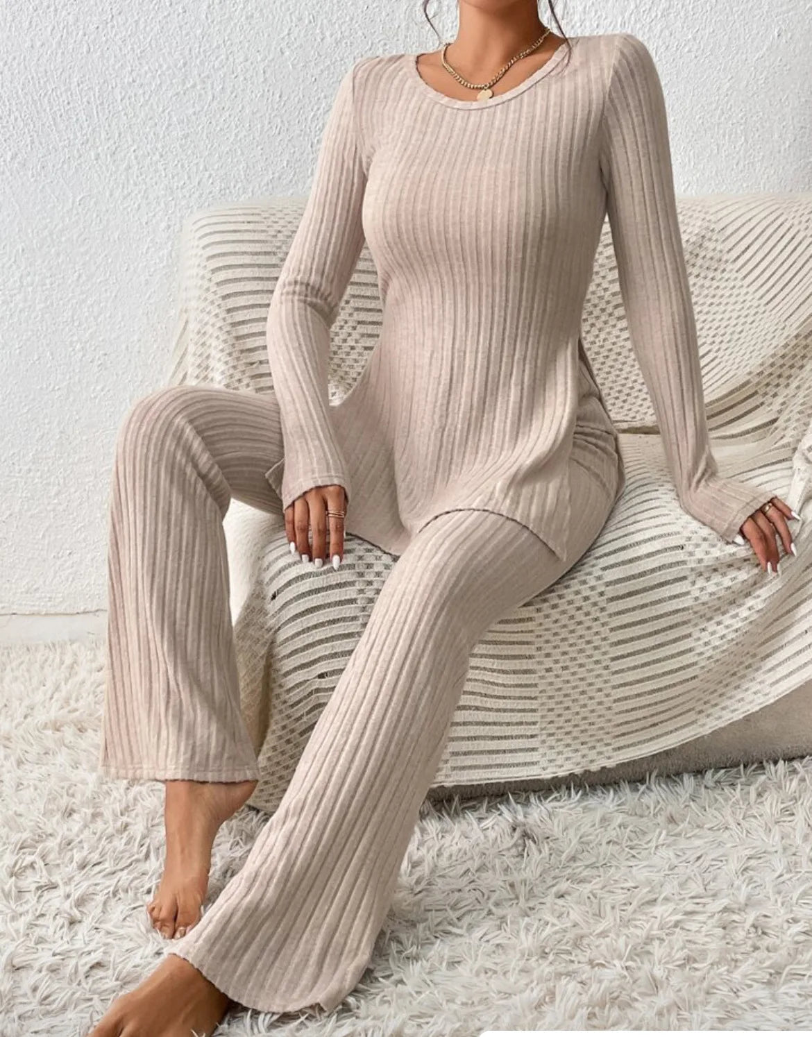 Ropa de Mujer Otoño Invierno Nuevo Estilo Color Sólido Sexy Casual Manga Larga Cuello Redondo Rajado Moda Temperamento Conjunto de Dos Piezas