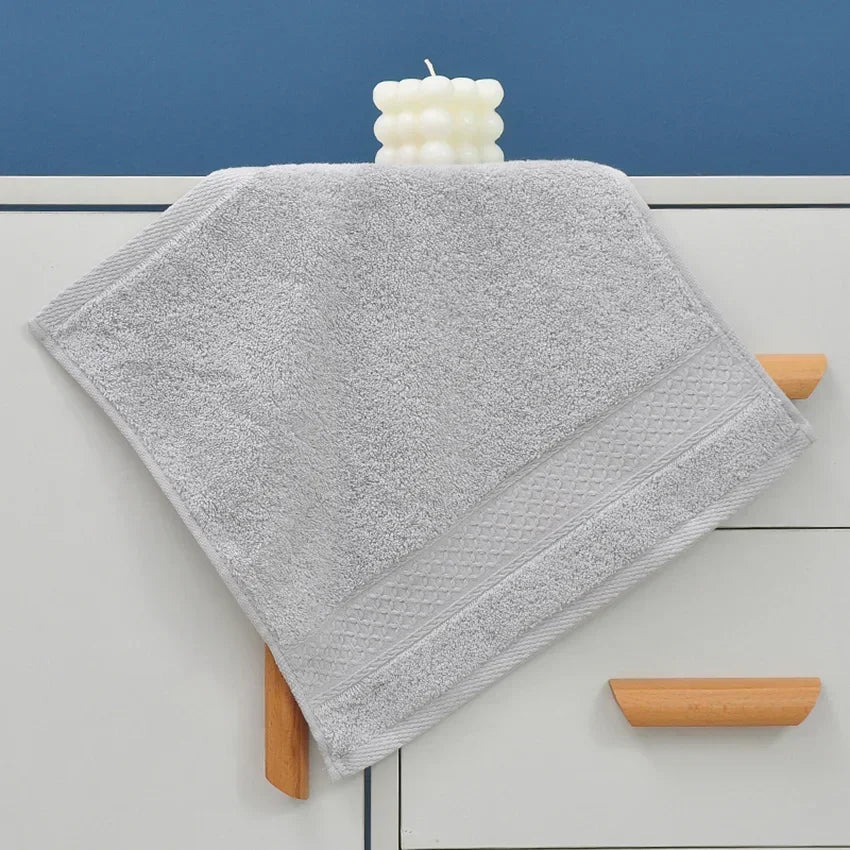 20 Colors Handkerchief Towels High Quality Cotton Small Towel Solid Color Soft Thick 34*34cm for Adults Kids Hand Towels toalhas