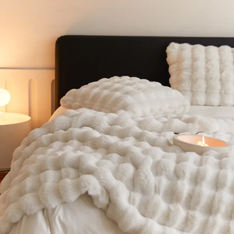 Fur Blanket for Winter Luxury Warmth Super Comfortable Blankets for Beds High-end Warm Winter Blanket for Sofa