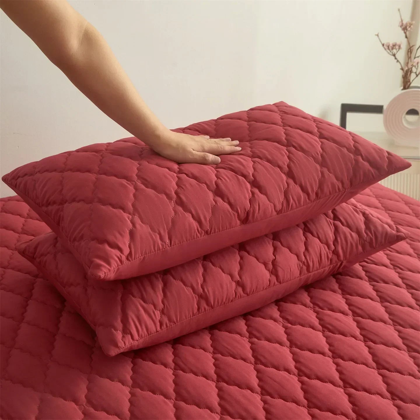 2pcs Waterproof Throw Pillowcases Envelope Soft Breathable Pillow Covers for Bed Protector 50x75cm, Grey / Blue / Green / Red