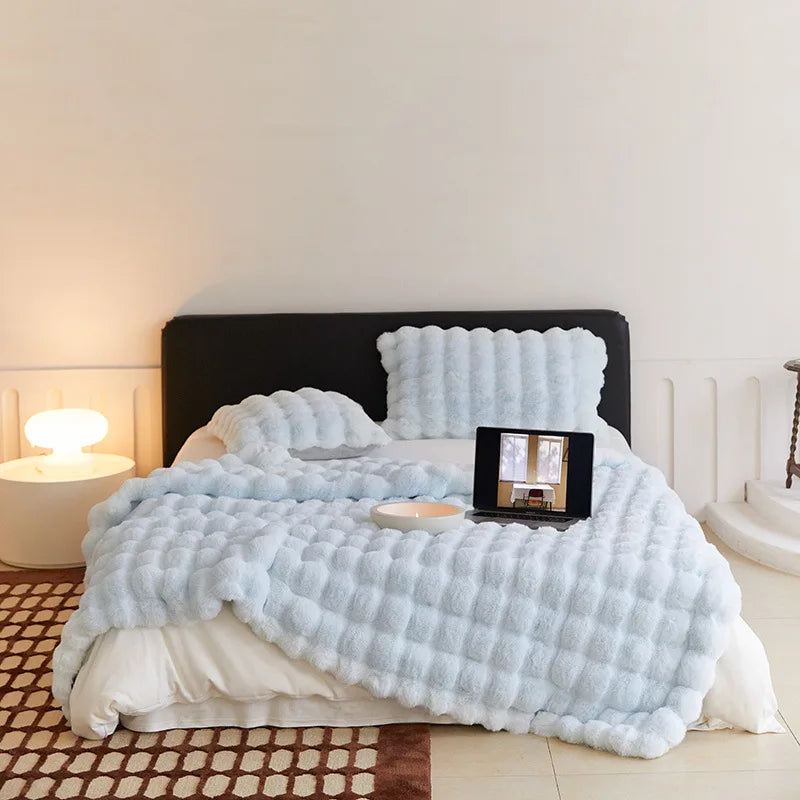 Fur Blanket for Winter Luxury Warmth Super Comfortable Blankets for Beds High-end Warm Winter Blanket for Sofa