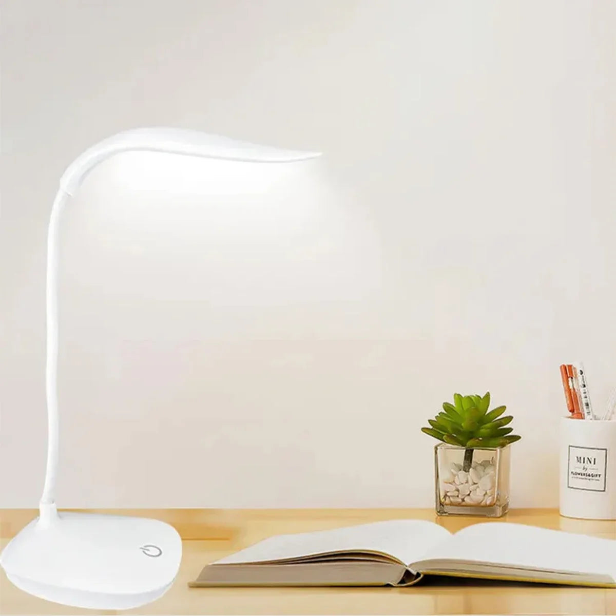 Lámpara de Escritorio LED de Lectura, Lámpara de Escritorio Portátil, Luz de Mesa con Carga USB, Atenuación Táctil, Protección Ocular para Estudiar, Iluminación para Habitación u Oficina
