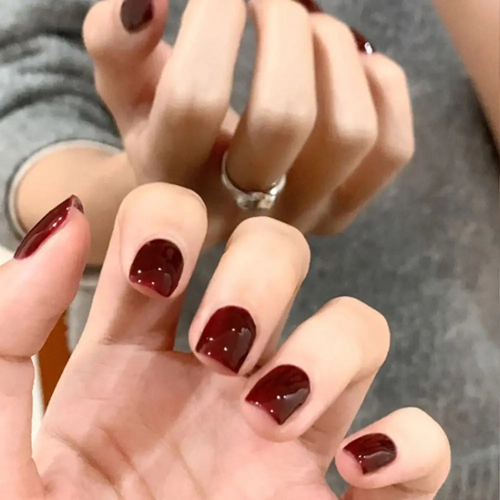 Uñas francesas azules