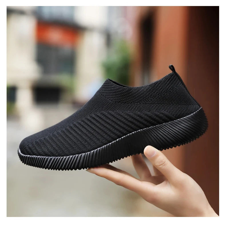 Women Flat Slip on White Shoes Woman Lightweight Sneakers Women Casual  Summer Autumn Walking Mesh Running Sports Shoes 2024