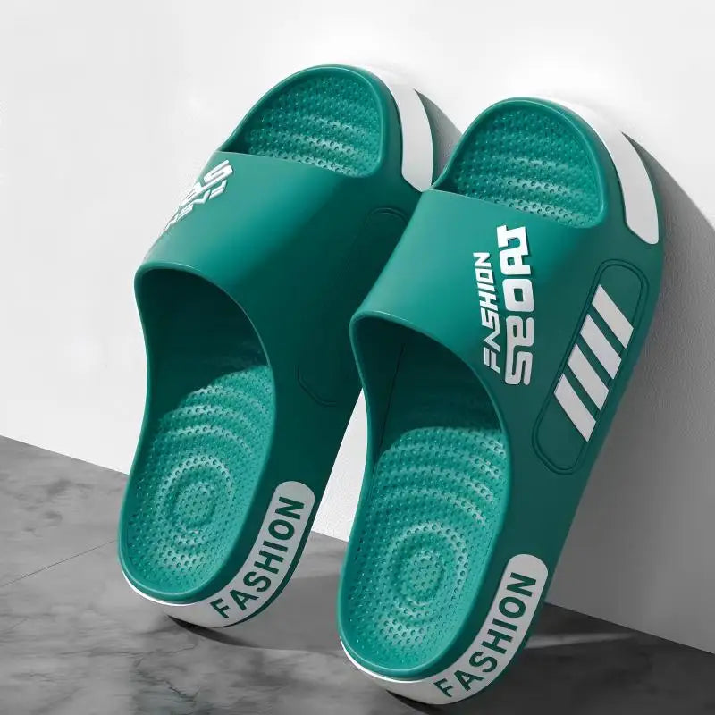 Pantuflas de lujo para hombre, pantuflas Eva de talla grande diseñadas profesionalmente, sandalias de pareja de estudiantes de moda, pantuflas antideslizantes para mujer para usar al aire libre en verano