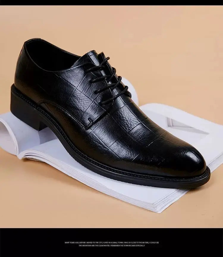 Nuevos Zapatos de Traje Negro para Hombre Fiesta Zapatos de Vestir para Hombre Cuero Italiano Zapatos Hombre Zapatos Formales Hombre Oficina Sapatos Sociales Masculino