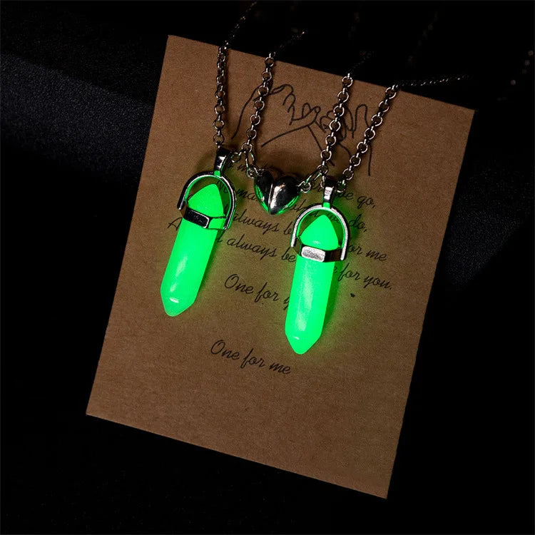 Juego de 2 unidades de collares magnéticos con colgante de corazón y columna hexagonal luminosa, de piedra natural, con colgante geométrico, para parejas, regalos de joyería