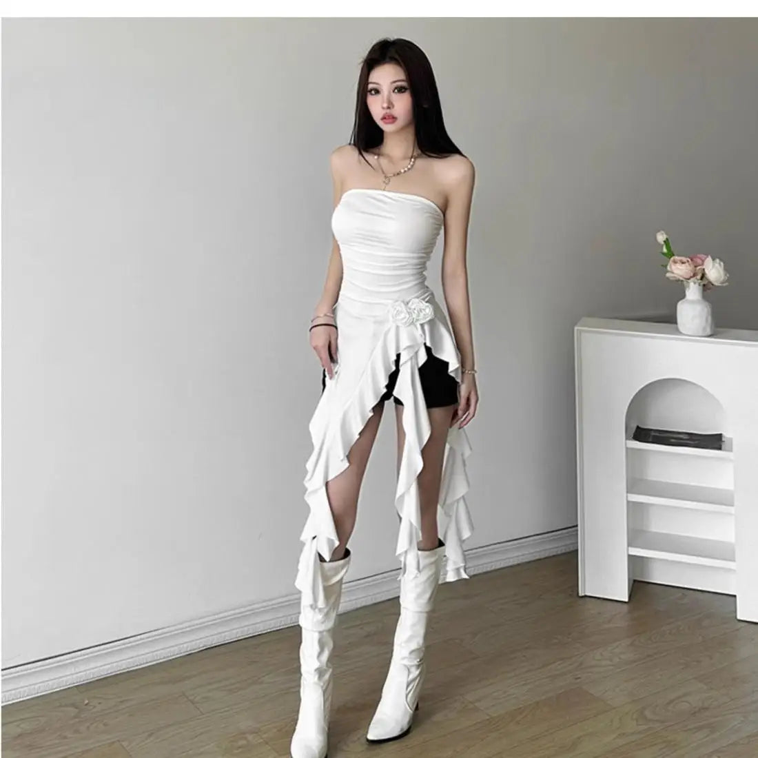 Women Bustier Tops Irregular 3D Roses Ruffle Slim Aesthetic Summer Chic Streetwear Tops Solid Red Womenswear Black White Sexy