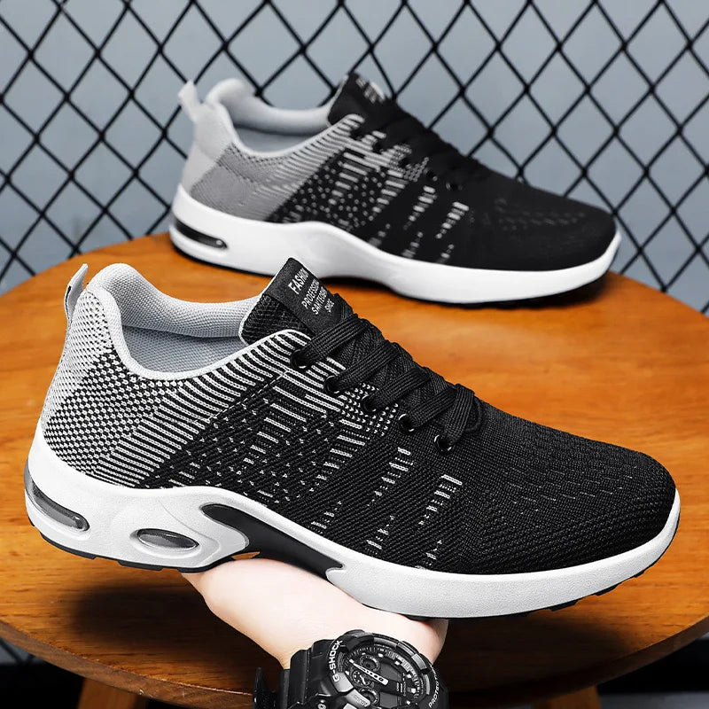Summer new men's shoes flying woven casual soft sole sports shoes air cushion running shoes men black mesh breathable work
