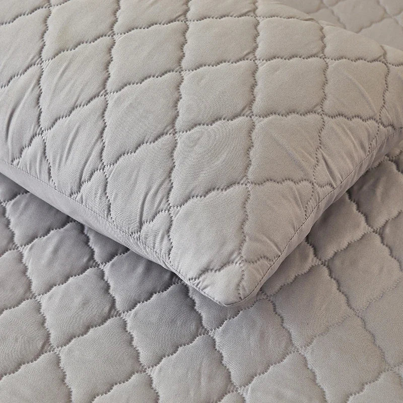 Waterproof Mattress Protector Embossed Bed Mattress Cover Soft Breathable Fitted Mattress Pad Cover 120/150/180/220x200 Washable
