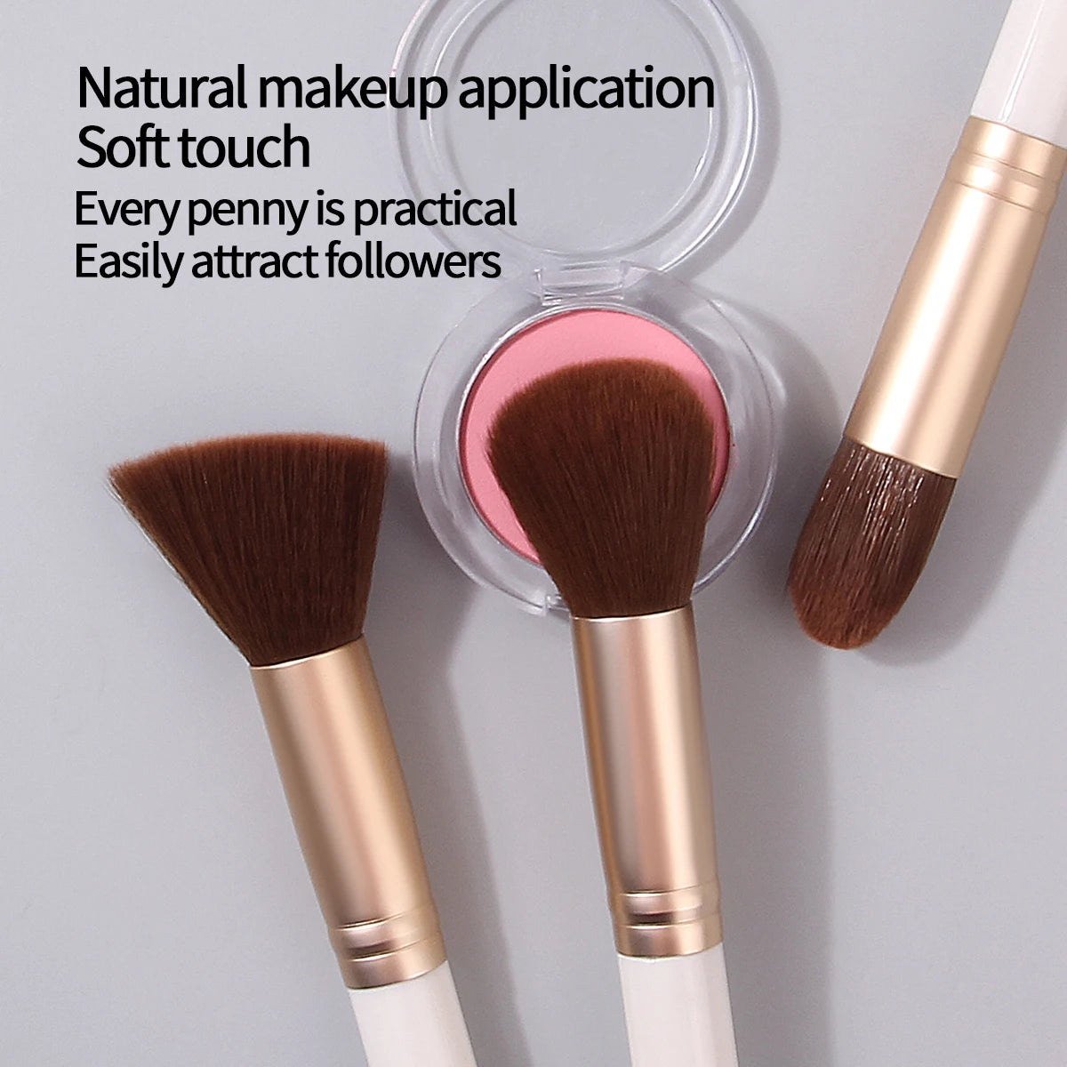 Ensemble de pinceaux de maquillage 3 pièces : pinceau de contouring coudé, pinceau à blush à tête ronde, pinceau anti-cernes et estompeur - Outils de maquillage pour débutants