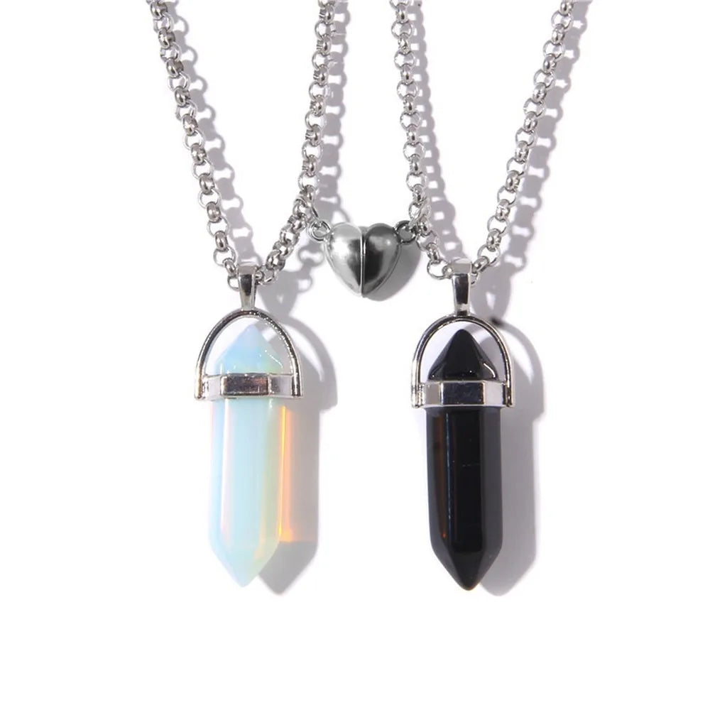 Juego de 2 unidades de collares magnéticos con colgante de corazón y columna hexagonal luminosa, de piedra natural, con colgante geométrico, para parejas, regalos de joyería