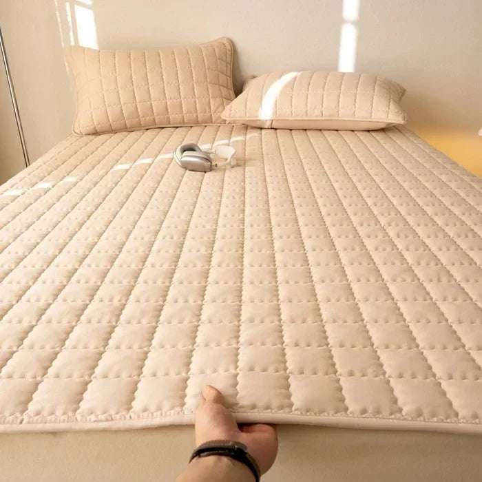 Waterproof  Mattress Pad Bedding Quilted Mattress Topper with Elastic Band Soft Protector Bed Cover Bed Spread Bettlaken 200x220