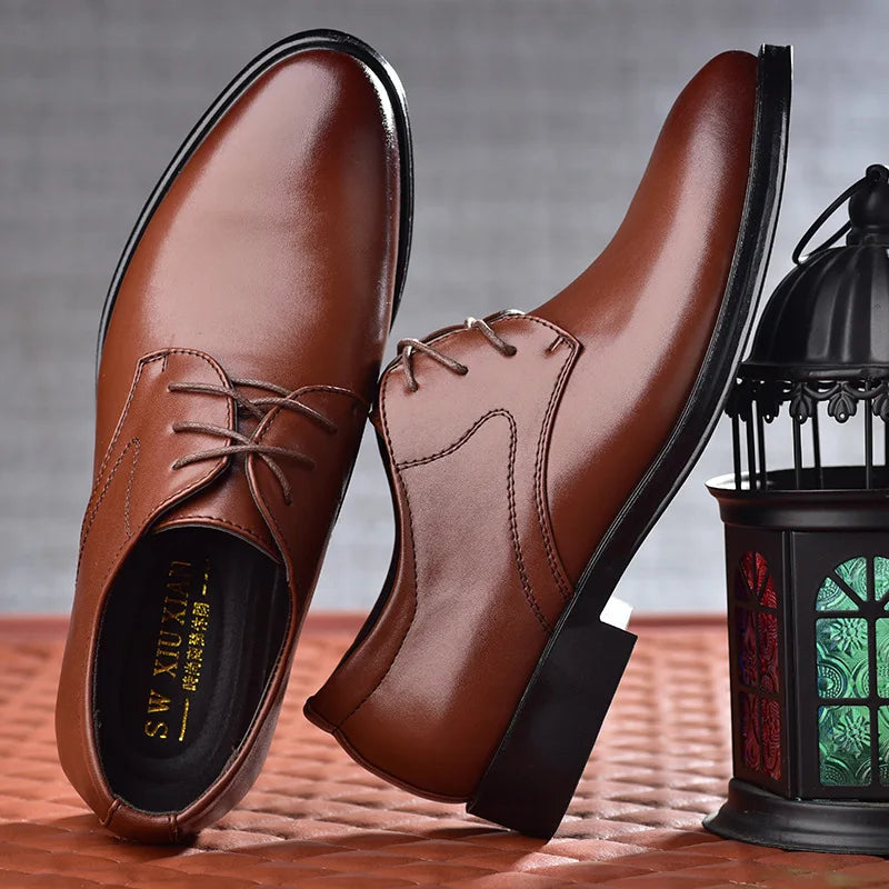 Chaussures habillées pour hommes, chaussures décontractées en cuir, chaussures de mariage, de créateur, à bout pointu, noires, pour le bureau et l'hiver