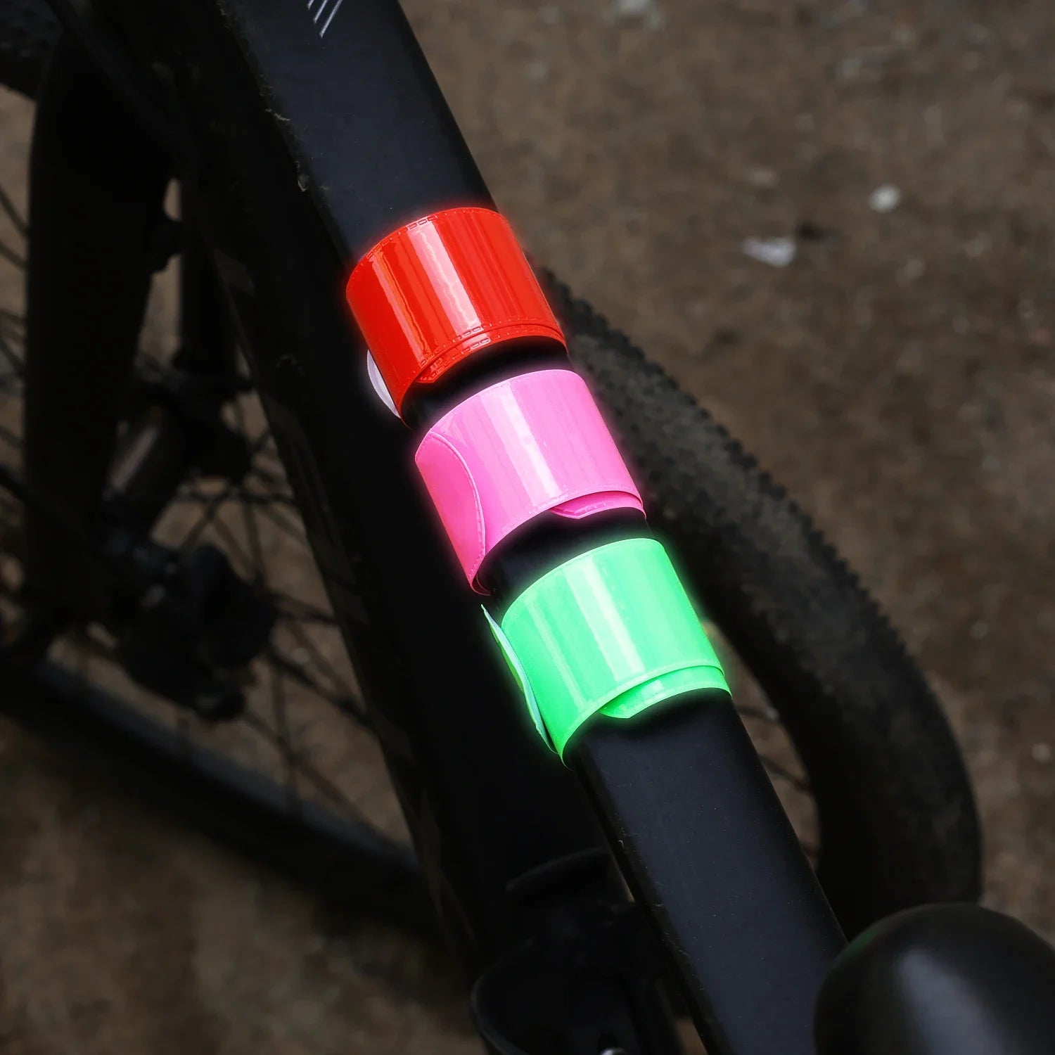 10pcs Bicycle Reflective Strap Safety Leg Pants Ring Shape Reflective Glow Tape Night Sports Jogging Cycling Reflective Arm Band