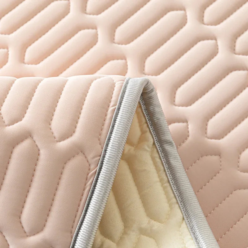 Cooling Bed Sheet Set with Pillowcases Ice Silk & Latex Quilted Breathable Cover Solid Summer Bedding Comfort & Heat Resistance