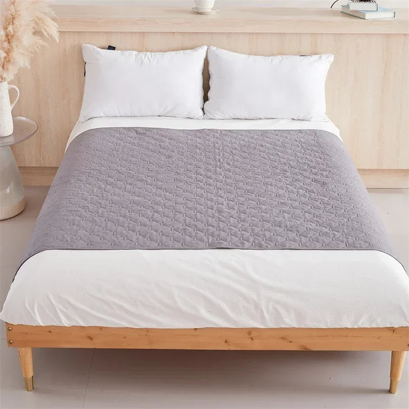 Plaid Bedspread Mattress Cover on The Bed Breathable Kids Pets Mattress Protector Covers Dog Cats Bed Mat Beds Sheet Pad