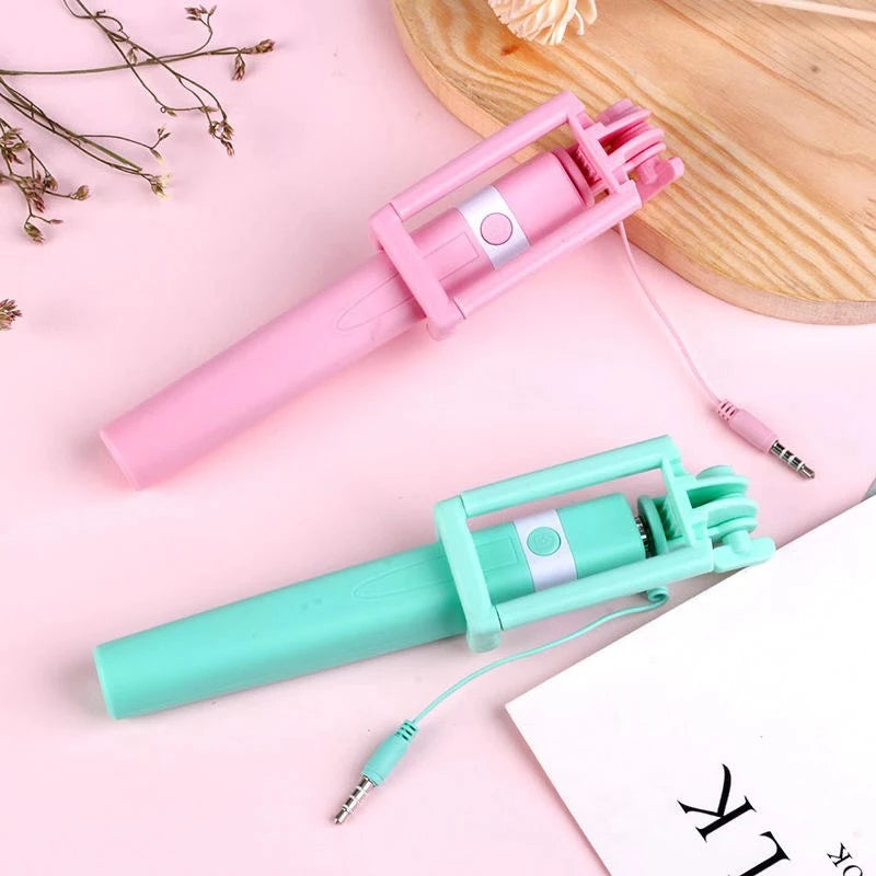 New Wire Controlled Selfie Stick Suitable 3.5MM Type-C Plug Mini Portable Selfie Stick