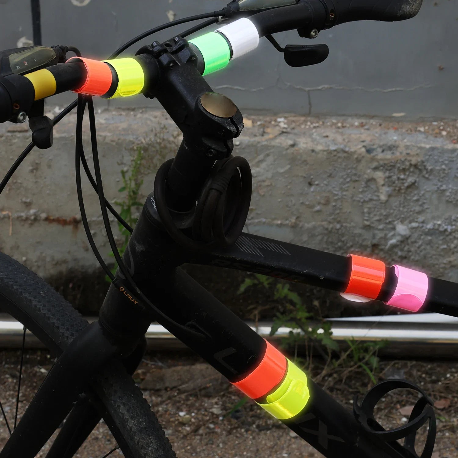 10pcs Bicycle Reflective Strap Safety Leg Pants Ring Shape Reflective Glow Tape Night Sports Jogging Cycling Reflective Arm Band