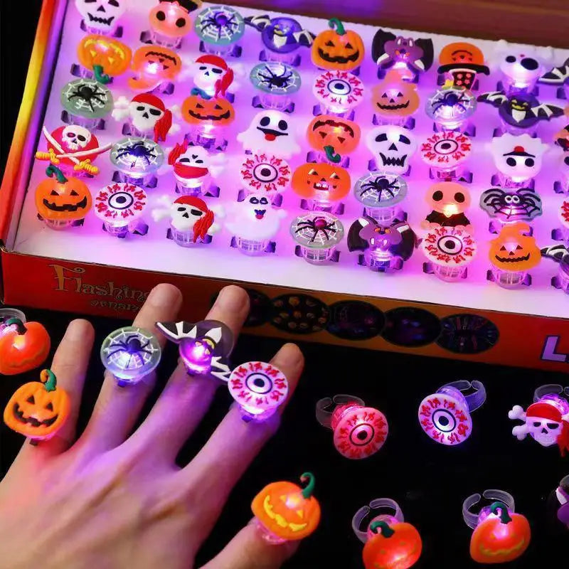 5/10/20PCS Glowing Pumpkin Ghost Bracelet Rings Kids Night Toys Halloween Party Favor Children Gifts Festival Carnival Giveaways