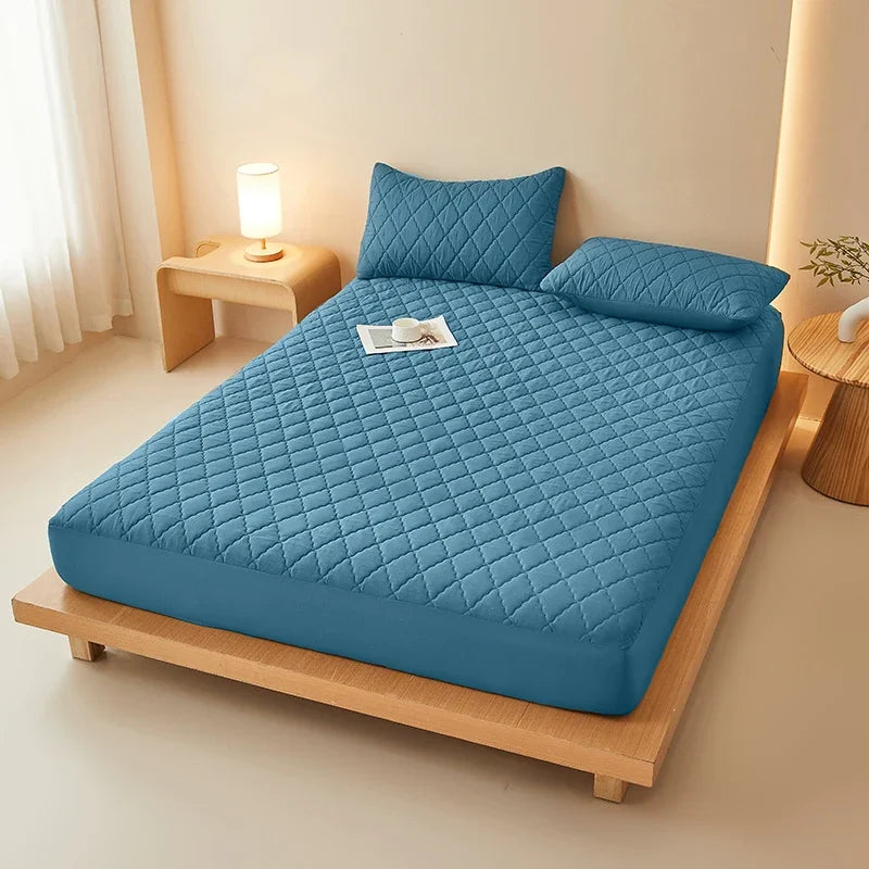 Waterproof Mattress Protector Embossed Bed Mattress Cover Soft Breathable Fitted Mattress Pad Cover 120/150/180/220x200 Washable