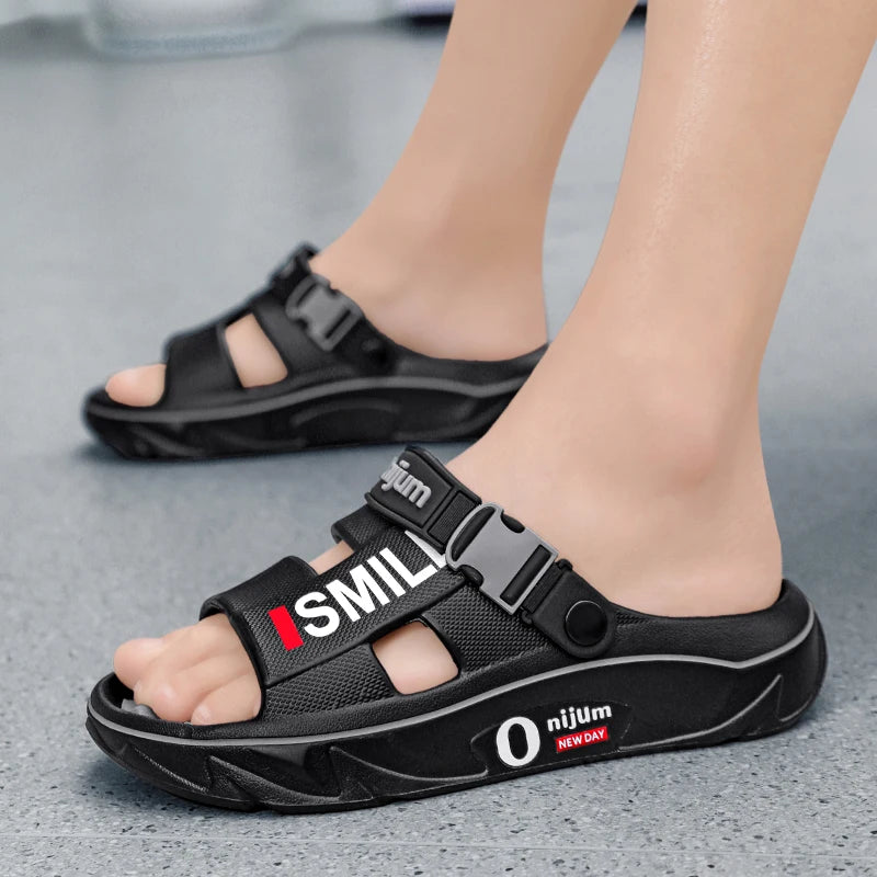 New Men's Massage Slippers Indoor Outdoor Sandals Beach Comfortable Soft Slides Clogs Casual Shoes Men Women Home Slippers