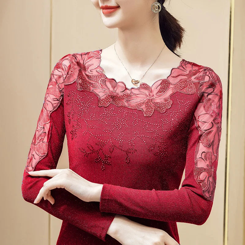 Camiseta calada bordada – Elegante y chic