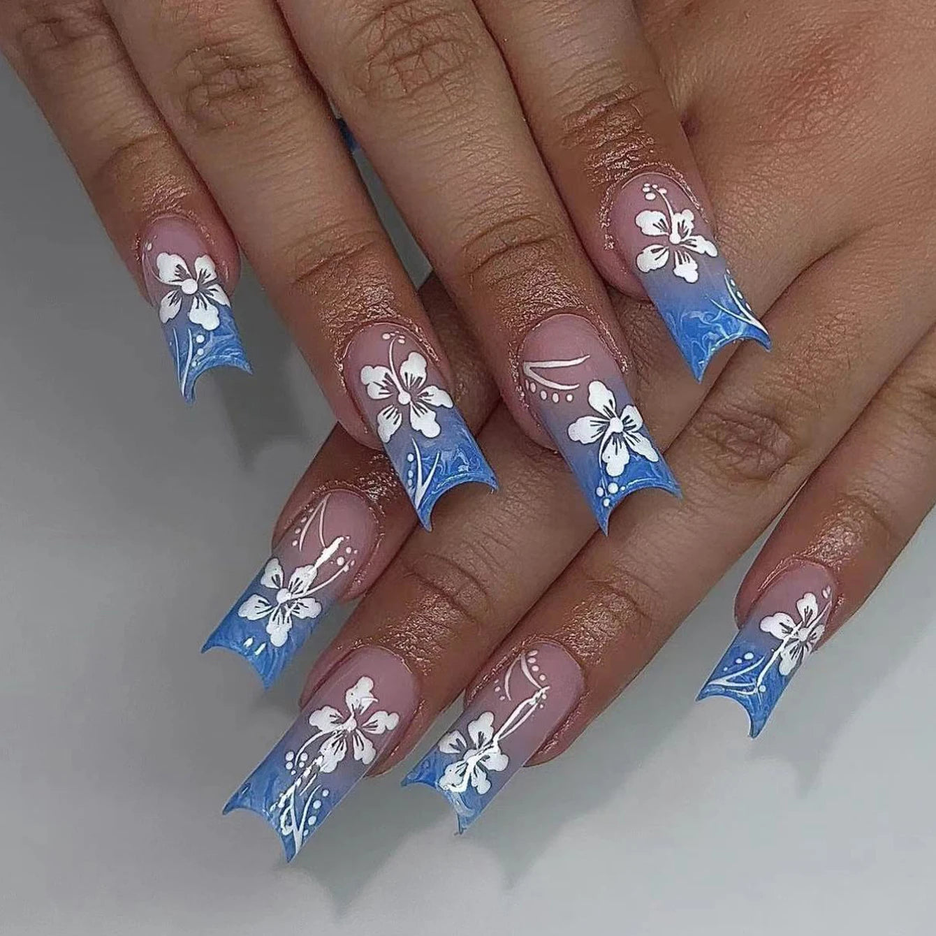 24 pcs short square French simple flower nails +1 nail glue +1 nail file