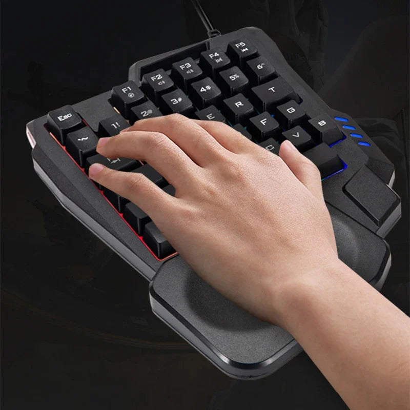 Ergonomics Gaming Keyboard Single Hand Usb Wired 35key One Handedly RGB Backlight Mini Keyboard for Gamer Laptop Desktop PC