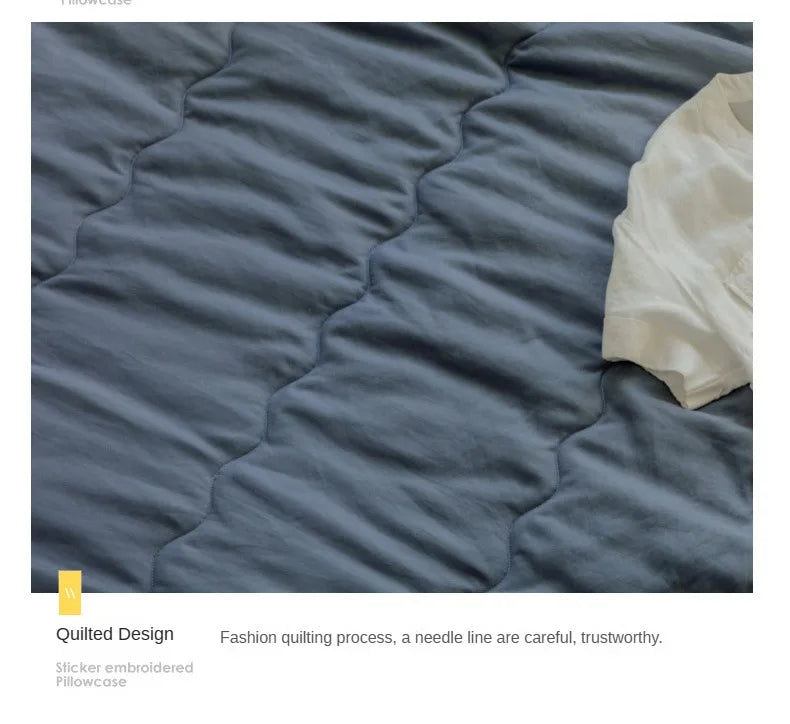New Japanese polyester cotton quilted summer quilt skin-friendly washable light luxury style solid color lightweight