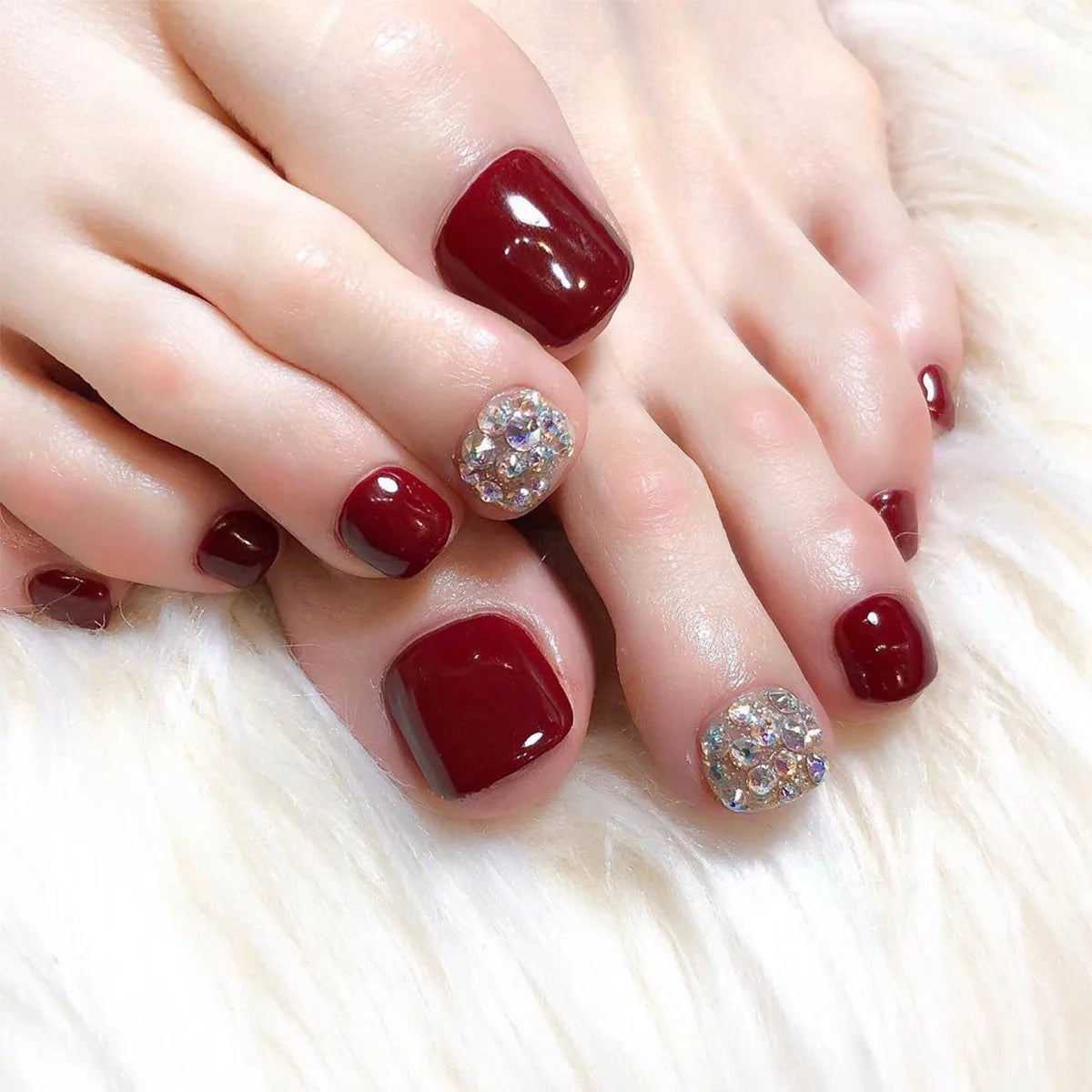 Flowers White French Artificial Toenails Nude Pink Toe False Nails with Glue Wearable Short Flat Shape Fake Toenails Wholesale