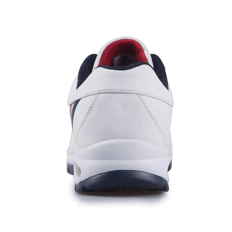 New Men Shoes Outdoor Leather Casual Sneakers Men Fashion Sports Large Size Shoes For Men кроссовки мужские zapa