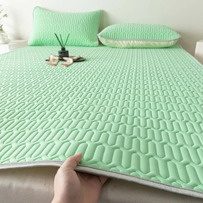 Cooling Bed Sheet Set with Pillowcases Ice Silk & Latex Quilted Breathable Cover Solid Summer Bedding Comfort & Heat Resistance