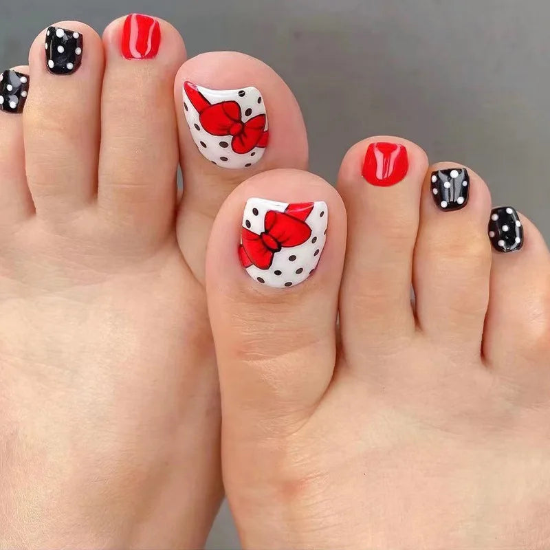 Flowers White French Artificial Toenails Nude Pink Toe False Nails with Glue Wearable Short Flat Shape Fake Toenails Wholesale