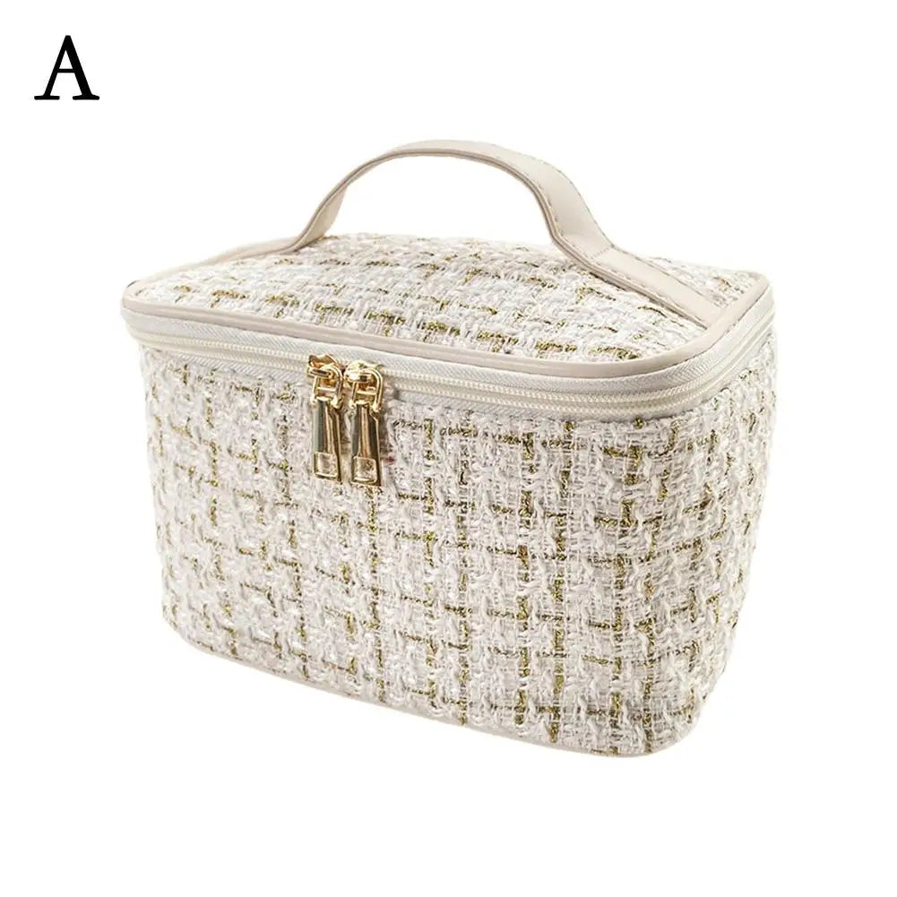 Fashion Makeup Bag Large Capacity Plaid Style Handheld Makeup Storage Bag Portable Women Household Travel Cosmetic Bag