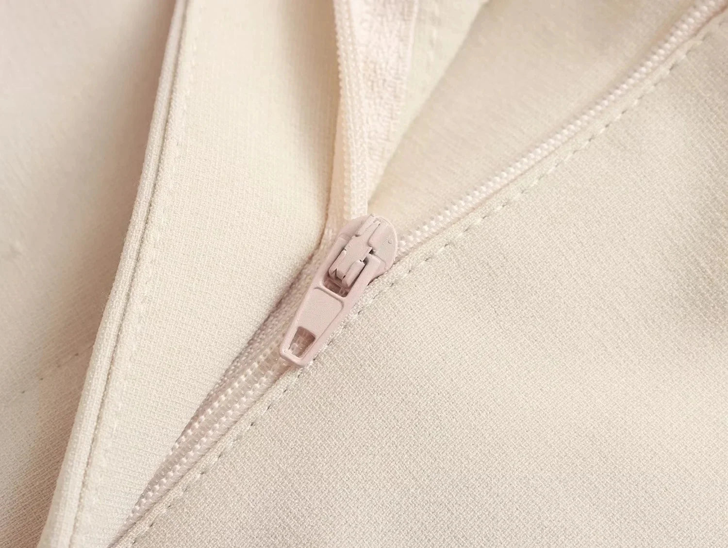 Traje de pantalón elegante sólido para mujer, tops sin tirantes sexy con botones delanteros + conjunto de pantalón con aberturas laterales, moda urbana femenina