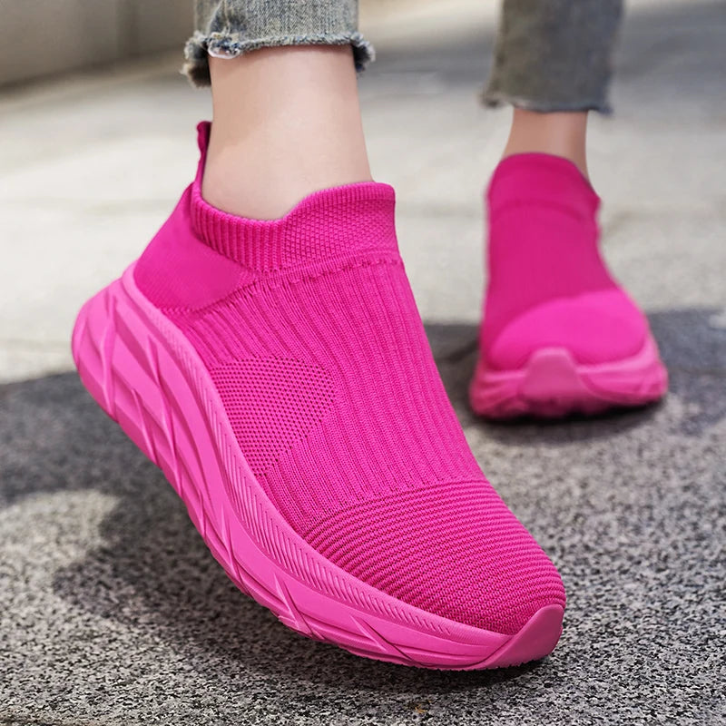New high-quality casual sports shoes for both men and women, breathable white and fashionable casual walking and running shoes
