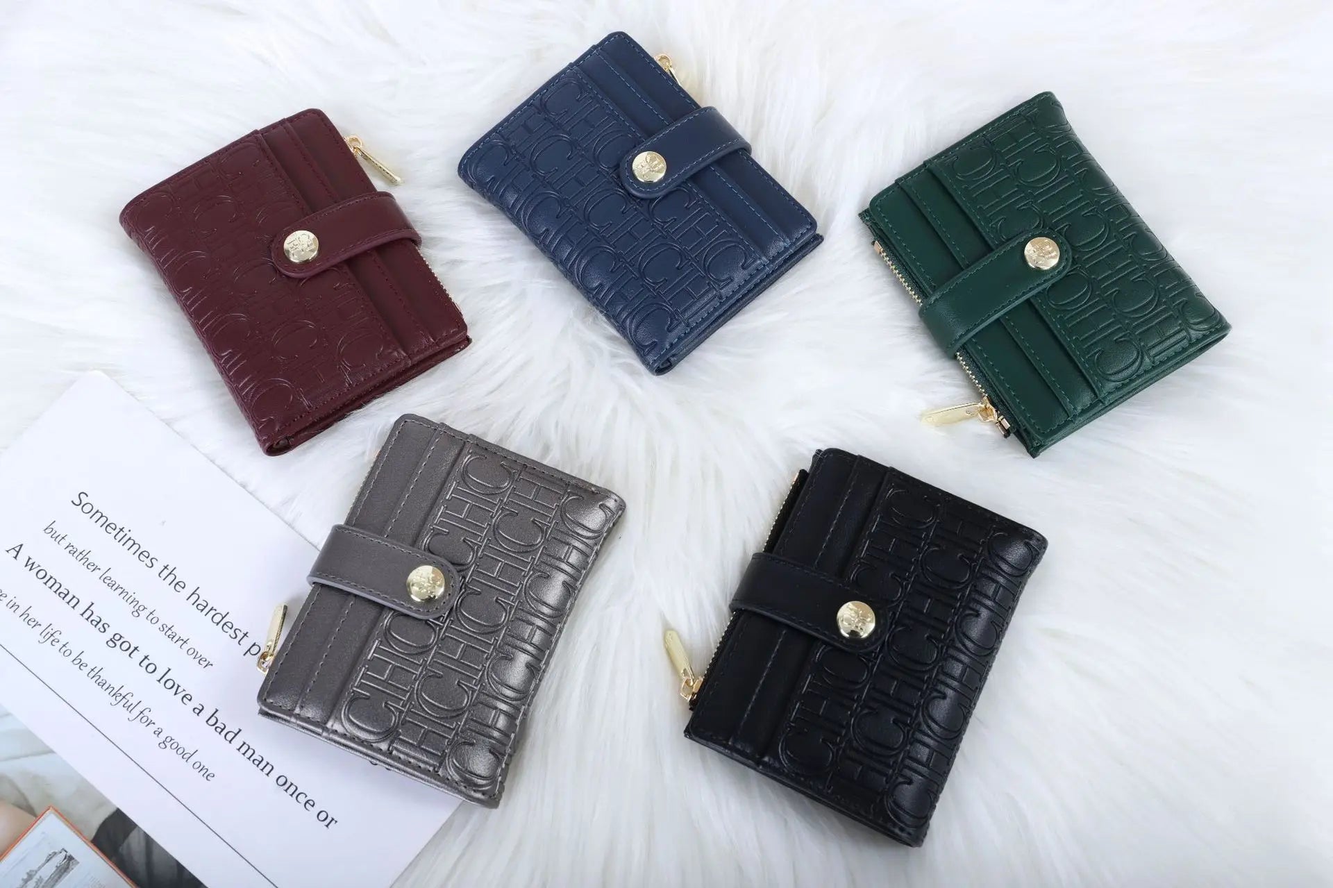 CH Luxury Classic Folding Wallet Small Lightweight Women's Wallet Retro Print Mini Card Holder Multi-function ID Card Coin Purse