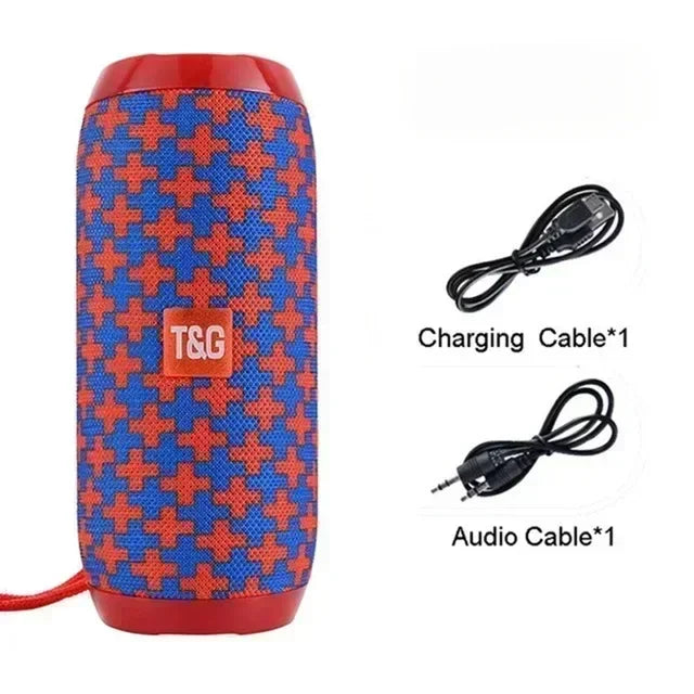 Altavoz portátil inalámbrico Bluetooth Subwoofer exterior impermeable Altavoz estéreo envolvente compatible con radio FM y tarjeta TF