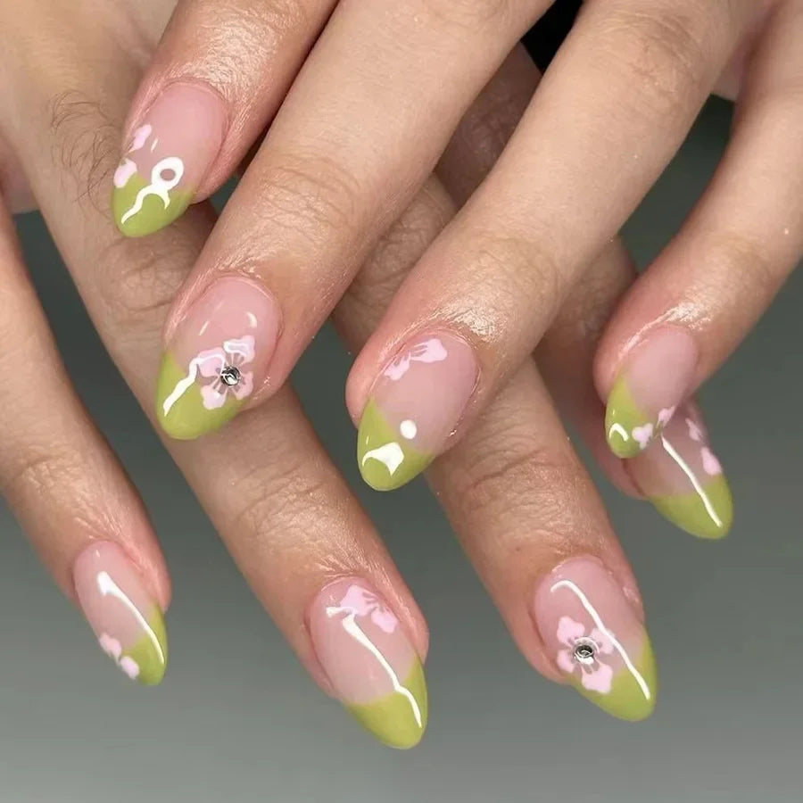 French Press on Fake Nails with Flowers Designs Summer Blue Short Almond False Nails Wearable French Full Cover Press on Nails