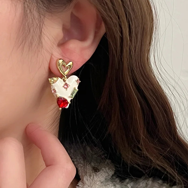 New Exquisite Colorful Rhinestone Heart Shape Earrings for Women Fashion White Enamel Love Temperament Earrings Wedding Jewelry