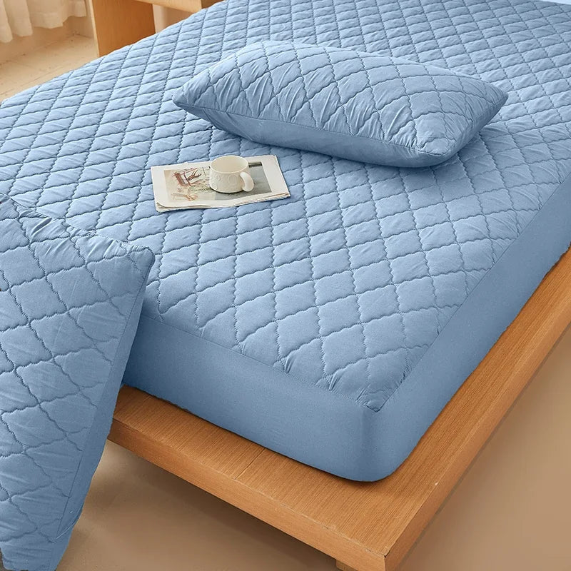 Waterproof Mattress Protector Embossed Bed Mattress Cover Soft Breathable Fitted Mattress Pad Cover 120/150/180/220x200 Washable