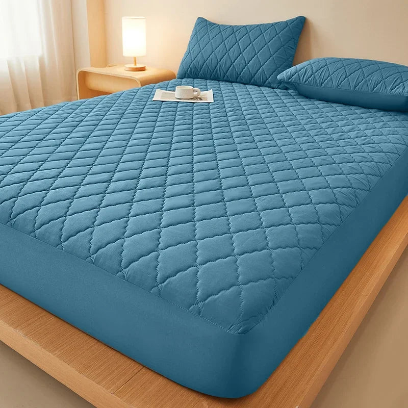 Waterproof Mattress Protector Embossed Bed Mattress Cover Soft Breathable Fitted Mattress Pad Cover 120/150/180/220x200 Washable