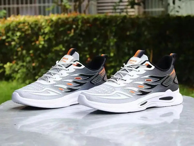 Men's Shoes New Fashion and Trendy Mesh Sports and Casual Shoes Student Soft Sole Comfortable Fashion Men's Running Shoes