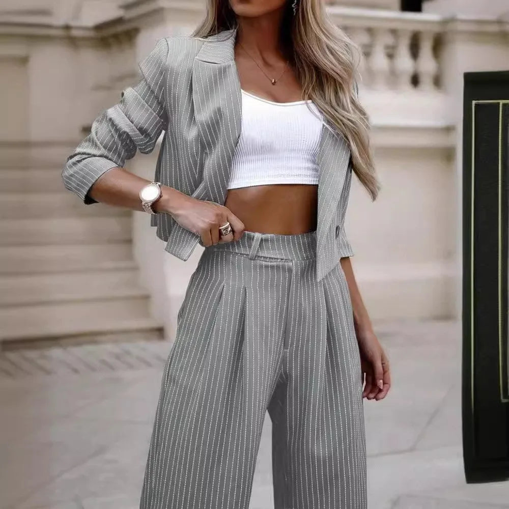 Conjunto de pantalón y chaqueta a rayas casual para mujer, elegante traje de dos piezas con solapa corta y pantalones rectos, nuevos conjuntos a juego para mujer