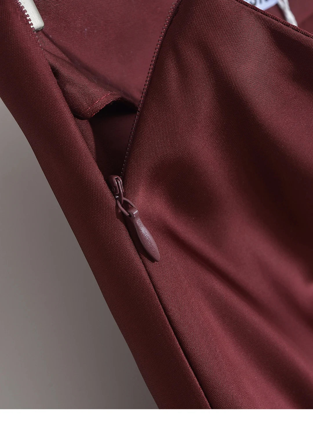 Elegant Satin Midi Slip Skirt with Side Zipper – Smooth & Flowing Fit for Versatile Styling