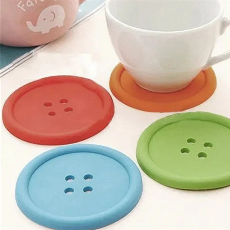 Lot de 5 dessous de verre ronds et résistants à la chaleur, antidérapants et isolants, en silicone, pour table, dessous de verre à boutons simples