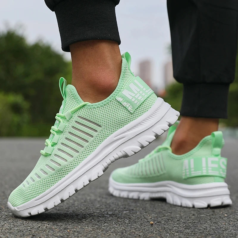 Summer Sneakers for Men Breathable Athletic Lightweight Outdoor Running Sports Shoes Walking Vulcanized Shoes Tenis Para Hombre