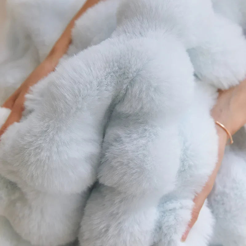 Fur Blanket for Winter Luxury Warmth Super Comfortable Blankets for Beds High-end Warm Winter Blanket for Sofa